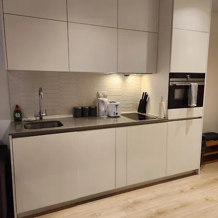Nice Apartment Close To Ilford Station , Netflix And Wi-Fi Free